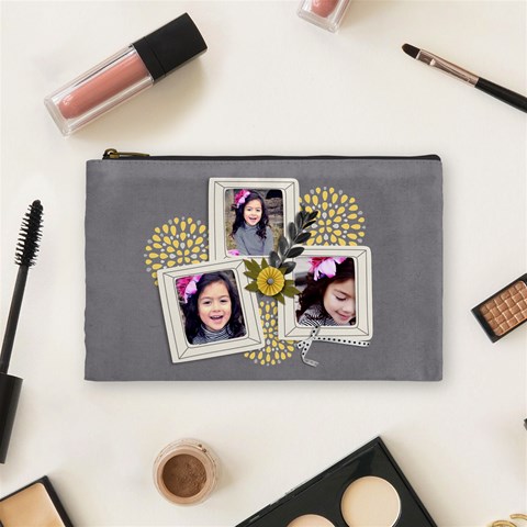Cosmetic Bag (m) Front