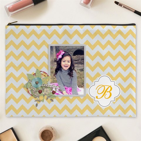 Cosmetic Bag (xxxl): Yellow Chevron By Jennyl Front