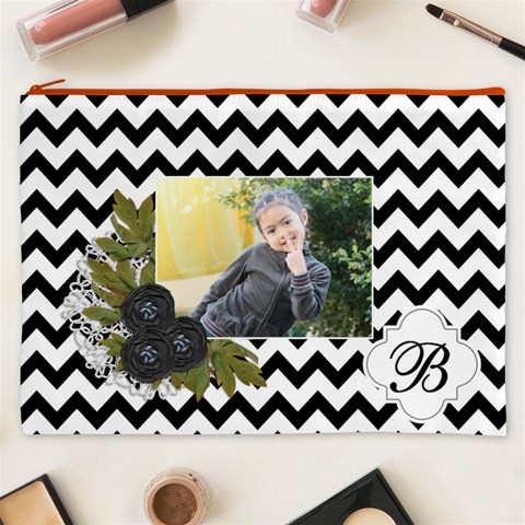 Cosmetic Bag (xxxl): Black Chevron By Jennyl Front