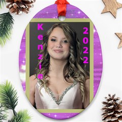 Kenzie 2022 - Ornament (Oval)