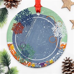 Snowflakes ornament - Ornament (Round)