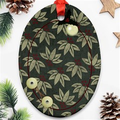 Holly Jolly Oval
