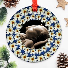 Lazy Daisy Round Ornament - Ornament (Round)