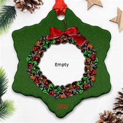 Snowflake Wreath - Ornament (Snowflake)