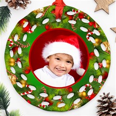 Christmas Filigree ornament 1 - Ornament (Round Filigree)