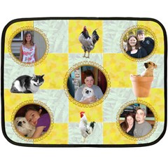 suzie - 35 x27  Fleece Blanket (Mini)