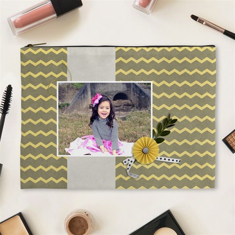 Xl Cosmetic Bag Front