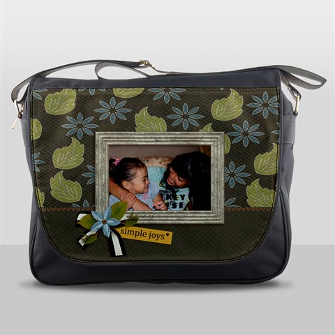 Messenger Bag Front