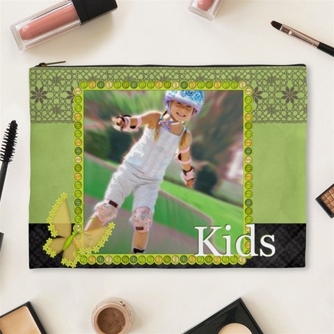 Kids By Man Front