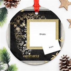 L amour  2 single sided ornament - Ornament (Round)